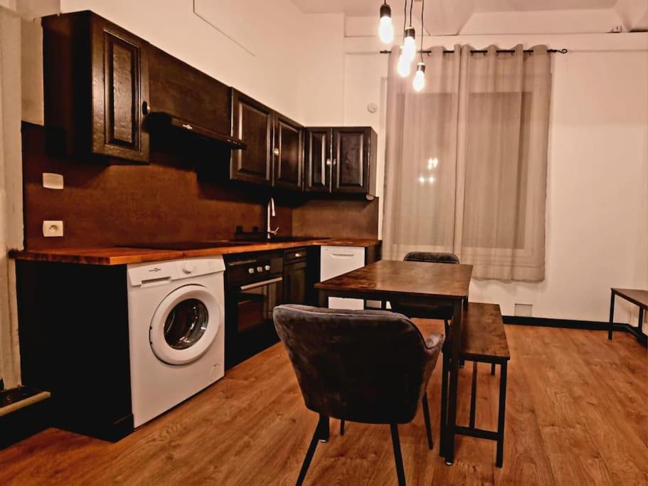 Chez Sam Apartment Сан-Лорон-дьо-ла-Салонк Екстериор снимка