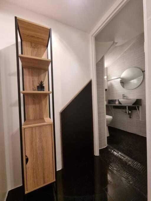 Chez Sam Apartment Сан-Лорон-дьо-ла-Салонк Екстериор снимка