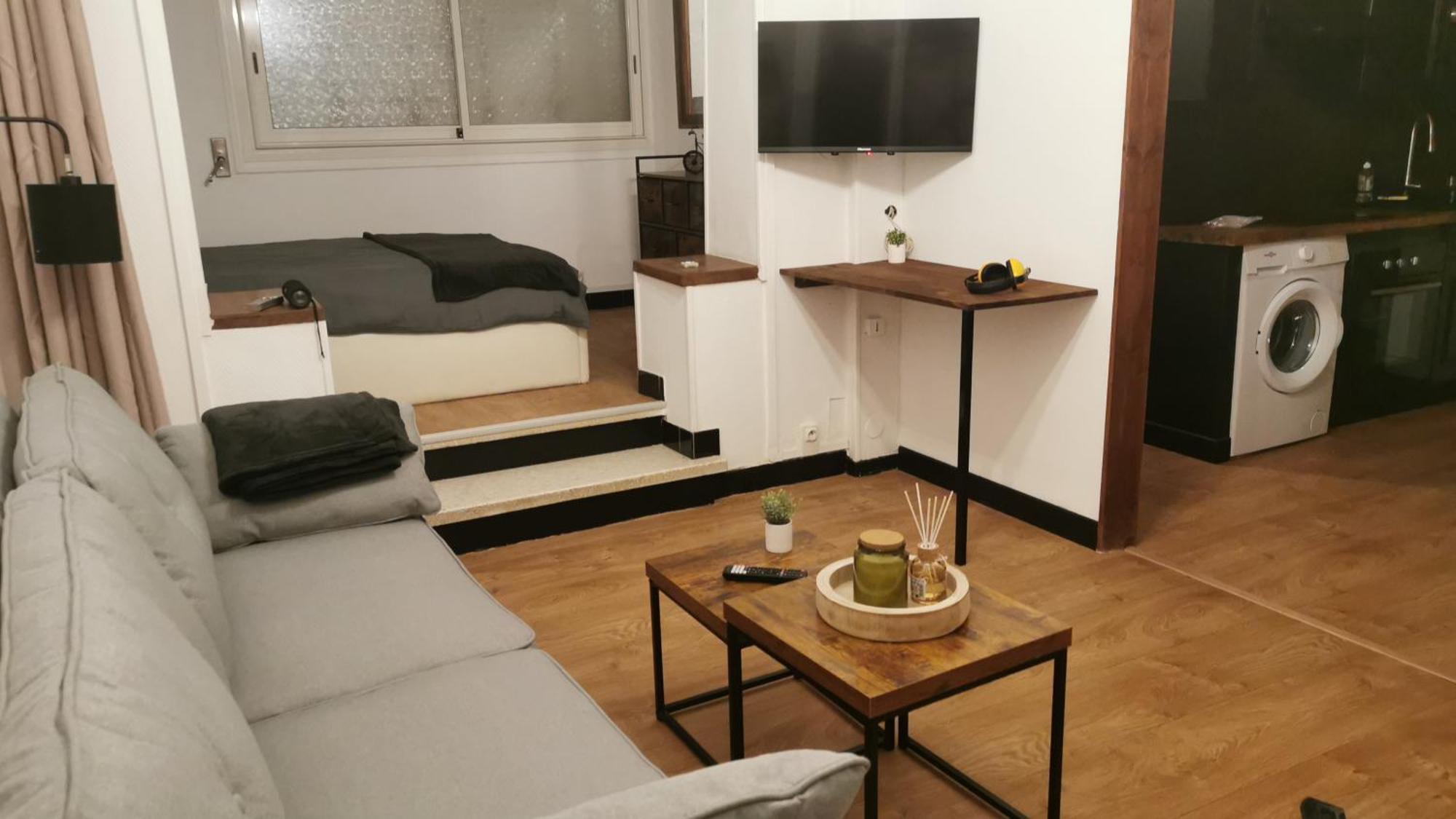 Chez Sam Apartment Сан-Лорон-дьо-ла-Салонк Екстериор снимка